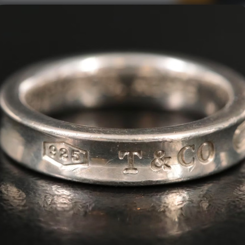 Tiffany & Co Sterling Silver Ring - Picture 2 of 10